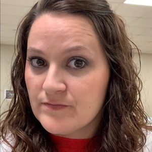 Meet your Posher, Ashlee